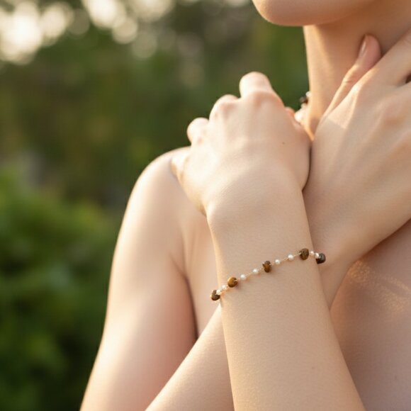 Jewelry - "Trendy Handmade Bracelet – A Thoughtful Gift for Girls & Women | UNVRC1668